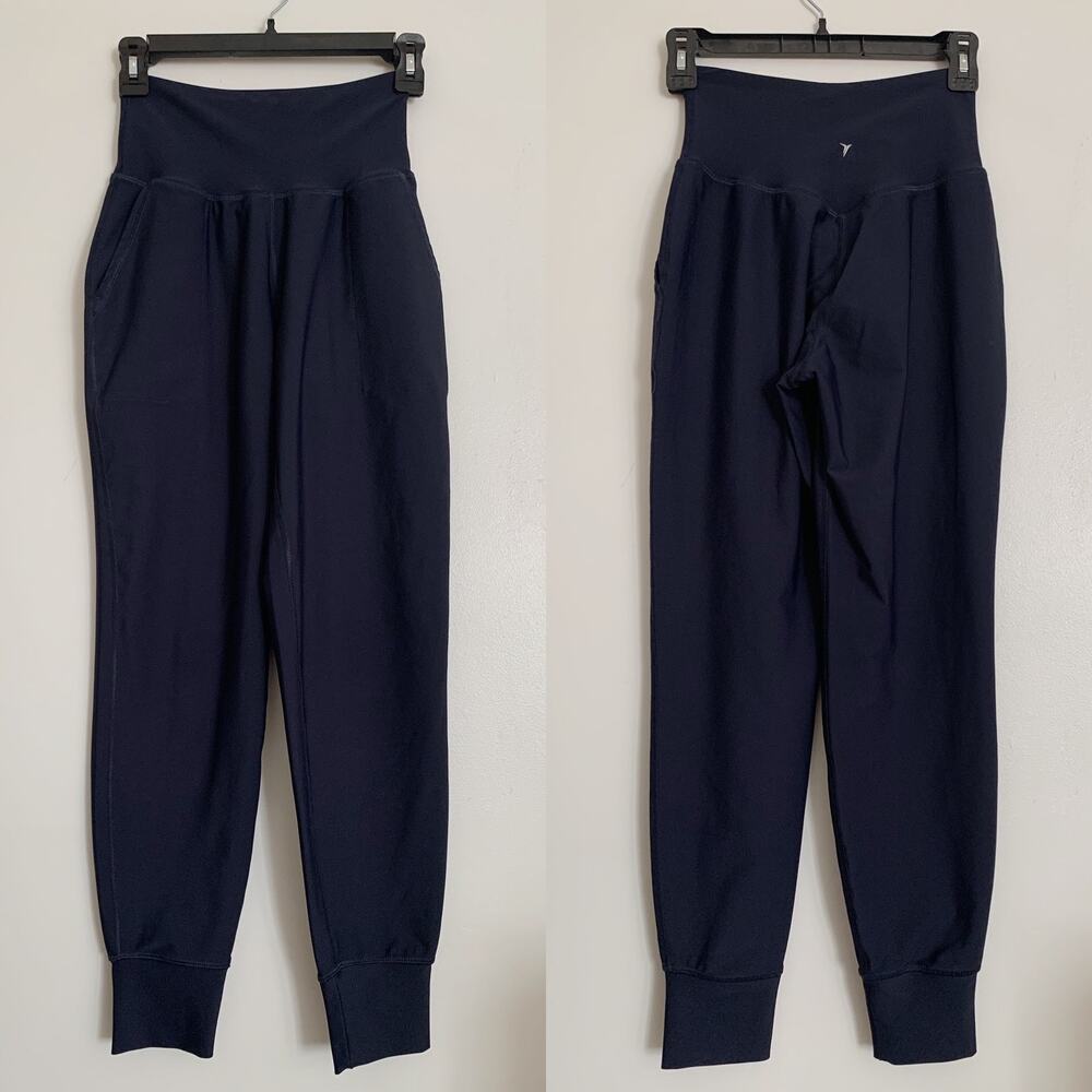 Navy Blue Old Navy Active Elevate Legging XS